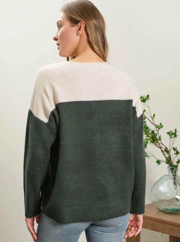 Hunter Color Block Center Seam Pullover